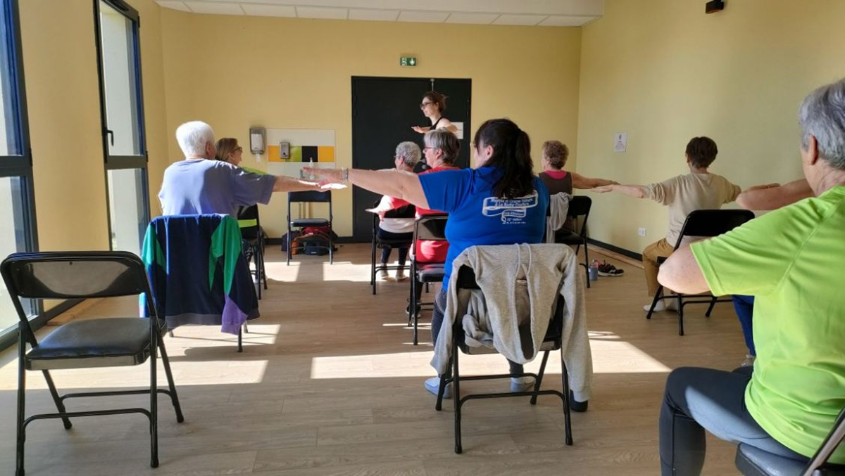 NOUVEAU COURS : GYM SUR CHAISE